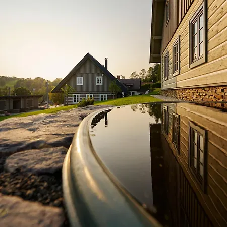 펜션 Raz Dva Roprachtice