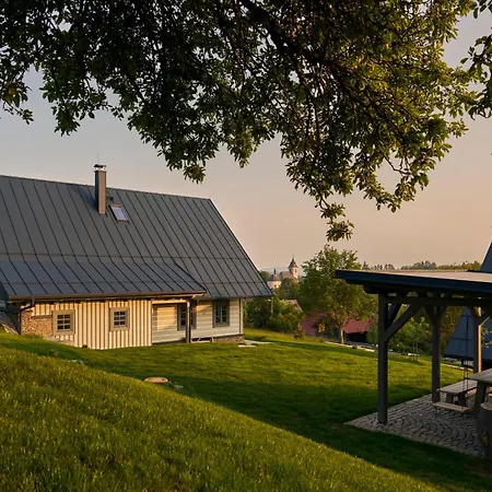 Raz Dva 펜션 Roprachtice